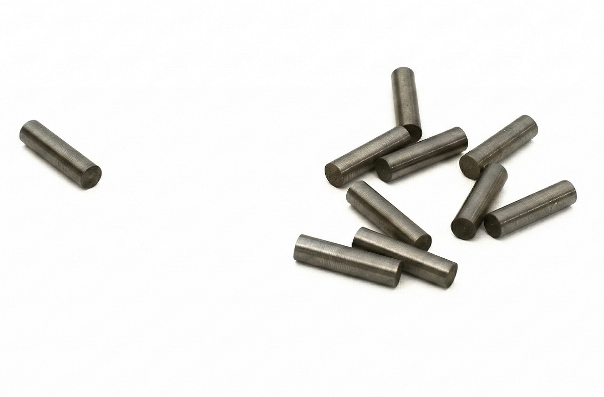 C27373 Steel Pin 2 x 8mm Size (10) RC Hardware - Image 1